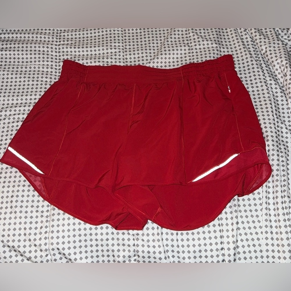 Lululemon hotty hots 4inch high rise